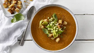 Gazpacho med tillbehör