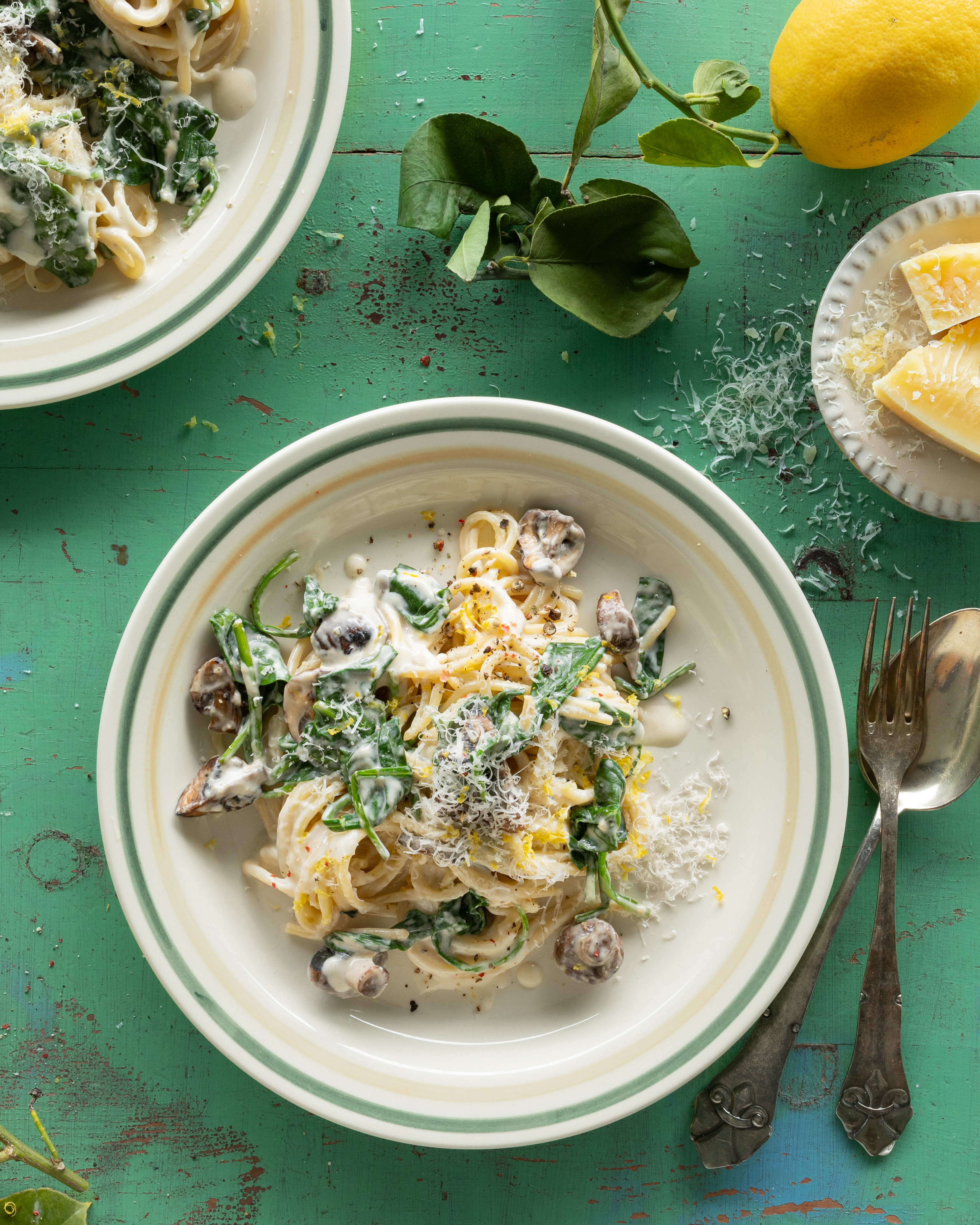 Pastaret med spinat og champignon