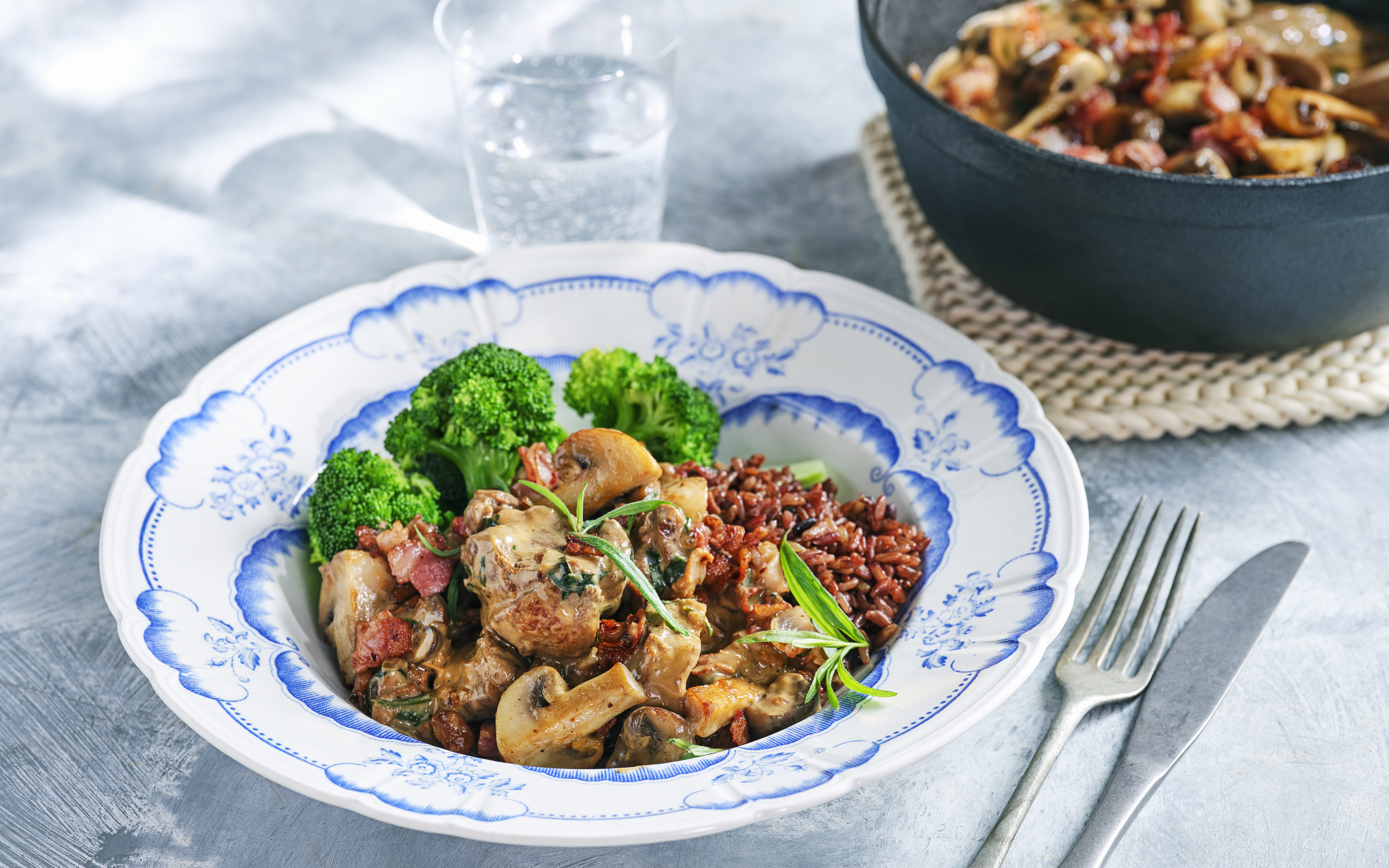 Fläskfilégryta med bacon 