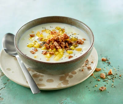Ginger-spiced pineapple topping for yogurt
