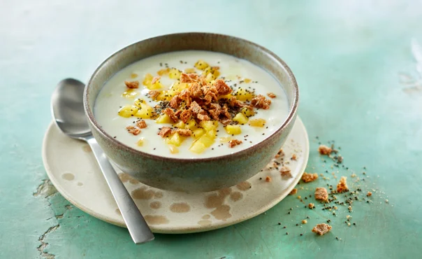 Ginger-spiced pineapple topping for yogurt