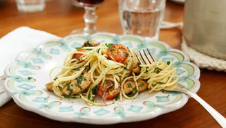 Spaghetti med kyckling och sardeller