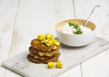 Intialaiset juusto-perunaröstit