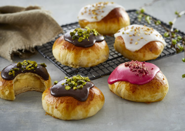Fastelavnsboller med creme