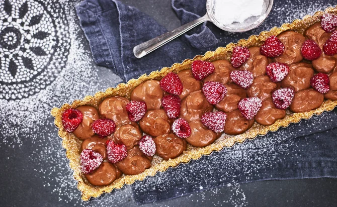 Sjokoladeterte med bringebær