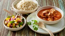 Tikka masala med lam og mangosalat