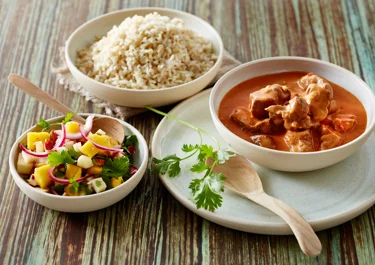 Tikka masala med lam og mangosalat