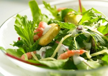 Katkarapu-caesarsalaatti