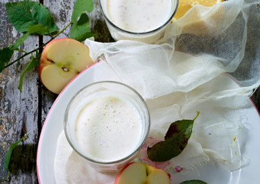 Smoothie med æble og honning