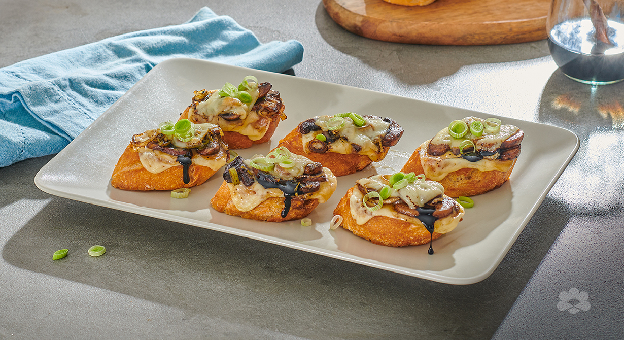 Gouda Cheese and Balsamic Mushroom Toast 