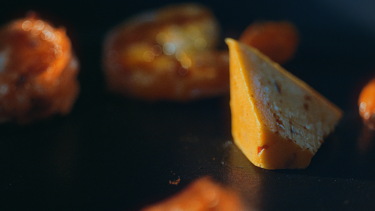 Lurpak® Flavoured Butter Stick – Chilli & Garlic