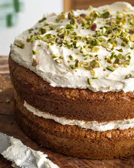 Carrot cake with cardamom buttercream