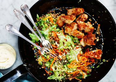 Panko kylling med perlespeltsalat