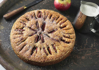 Sockerkaka med äpple