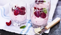 Hallonmousse