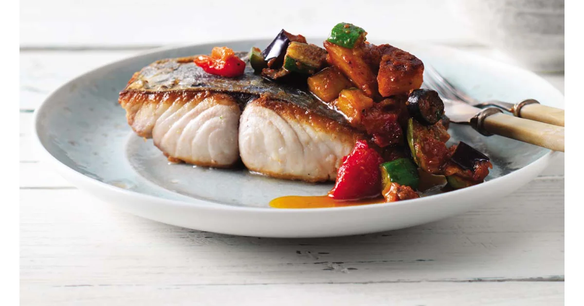 PESCE CROCCANTE IN SALSA MEDITERRANEA