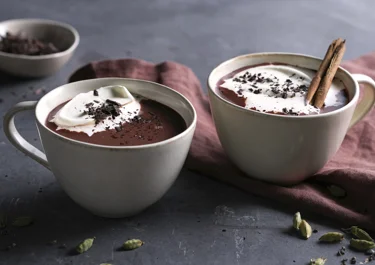 Kryddig varm choklad
