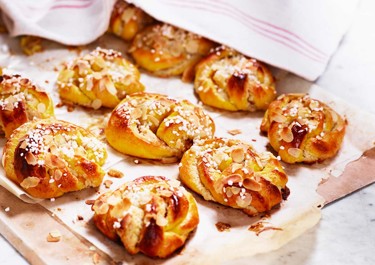 Appelsiini-sahramipullat