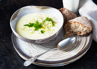 Sellerisoppa med parmesan