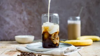 Protein iced coffee with vanilla Skyr