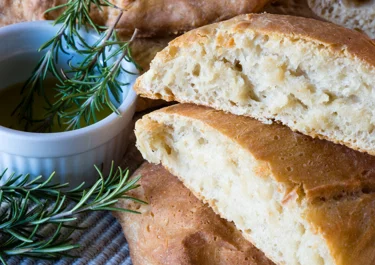 Roasted Garlic and Rosemary Bread