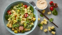 Pastasalat med grønt