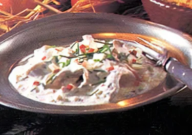 Gravad strömming i äppelsås