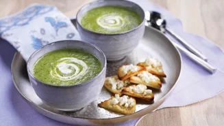 Potatis- och persiljesoppa med vitosttoast