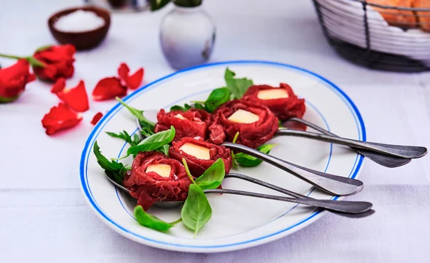 Carpaccio with basil and Aged Havarti