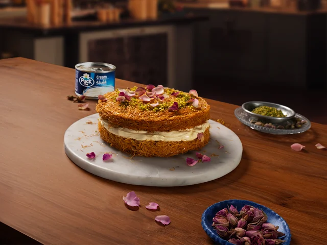 Kunafa with Qishta