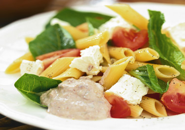 Ljummen pastasallad med tapenade