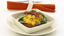 Äggröra med bacon och curry