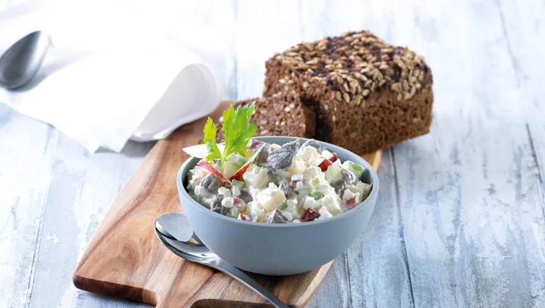 Oksekødsalat med selleri og peberrod