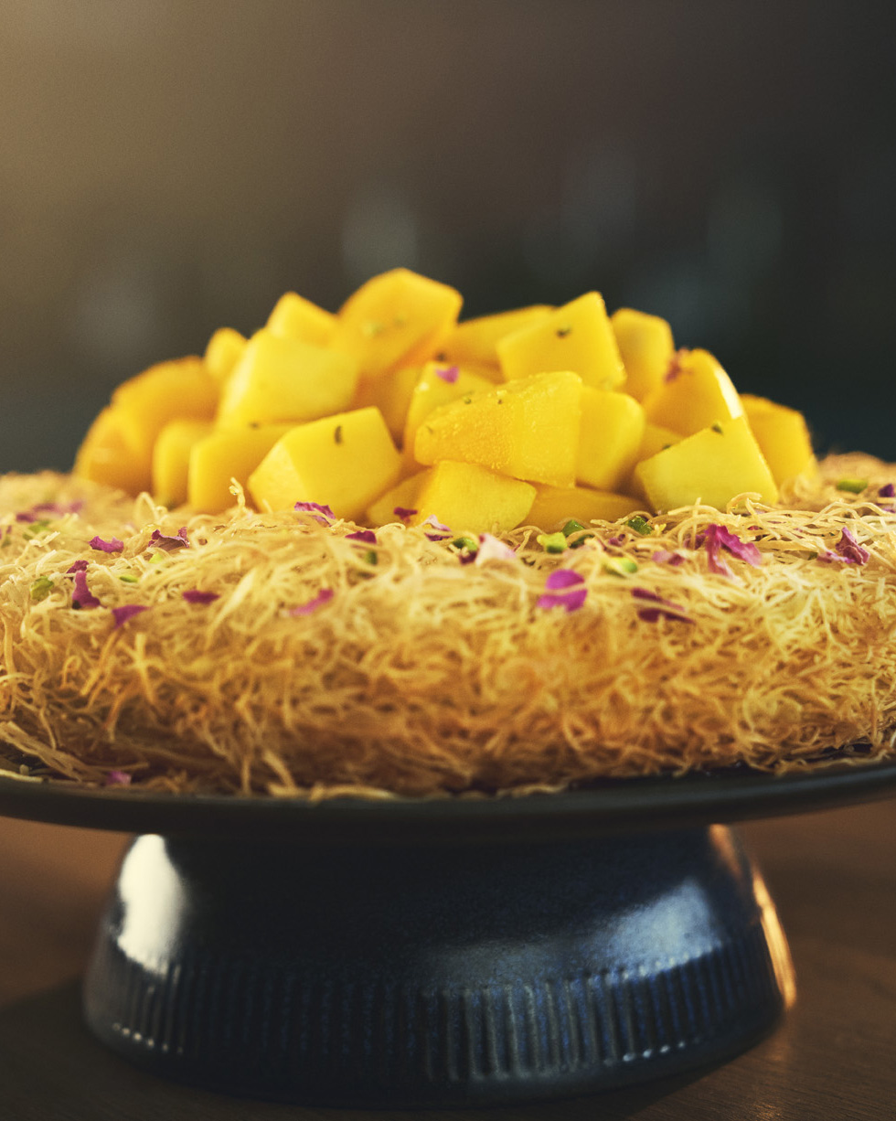 Mango Kunafa