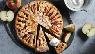 Saftig äppelkaka med kanel