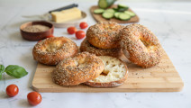 Raejuustobagelit