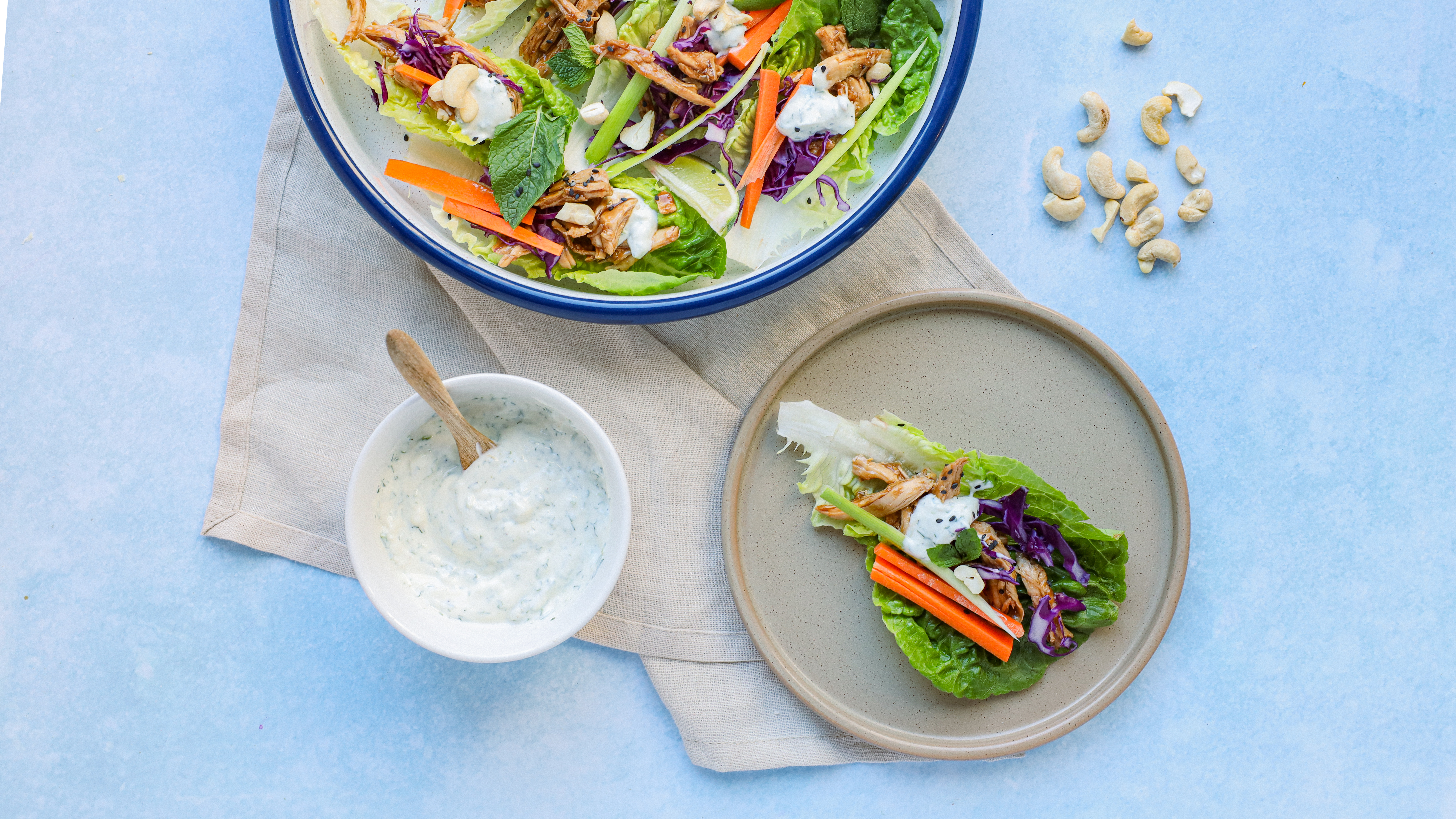 Salat-Wraps mit Hoisin-mariniertem Hähnchen