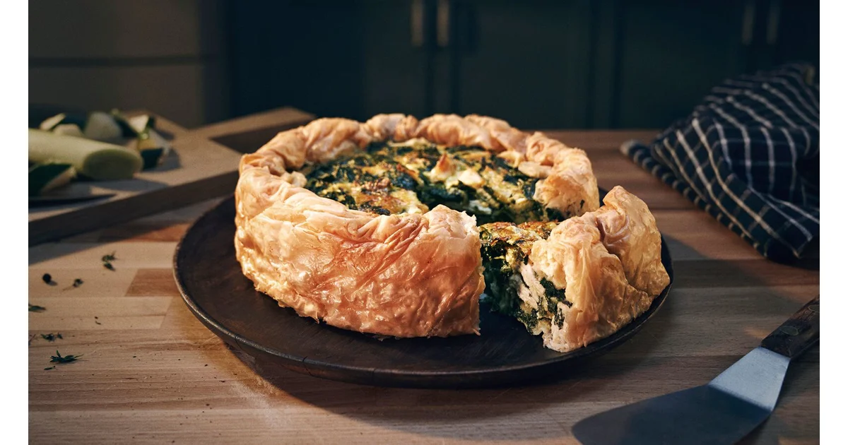TORTA DI PASTA FILLO CON POLLO