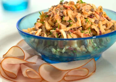 Kålsallad med linser och chili
