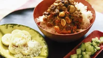 Köttfärs Bombay med jordnötter