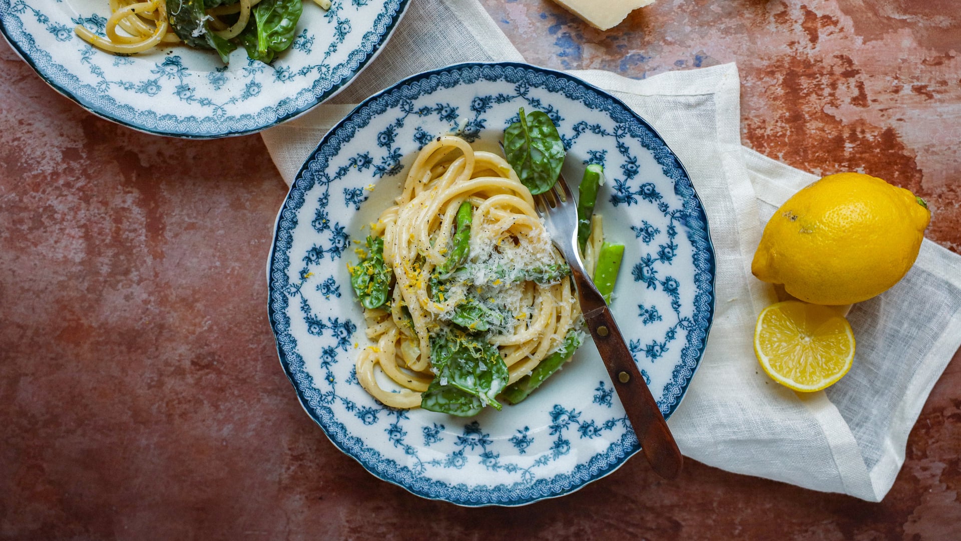 Asperge carbonara