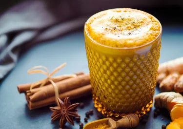 Gold Milk with Oats and Ginger