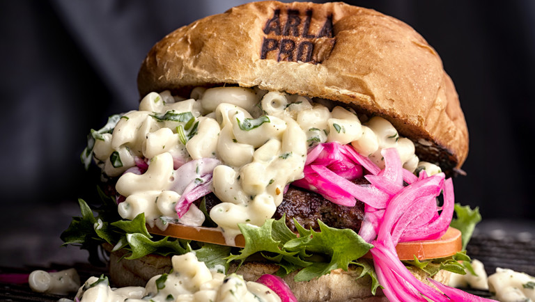 Macaroni & Cheese Burger