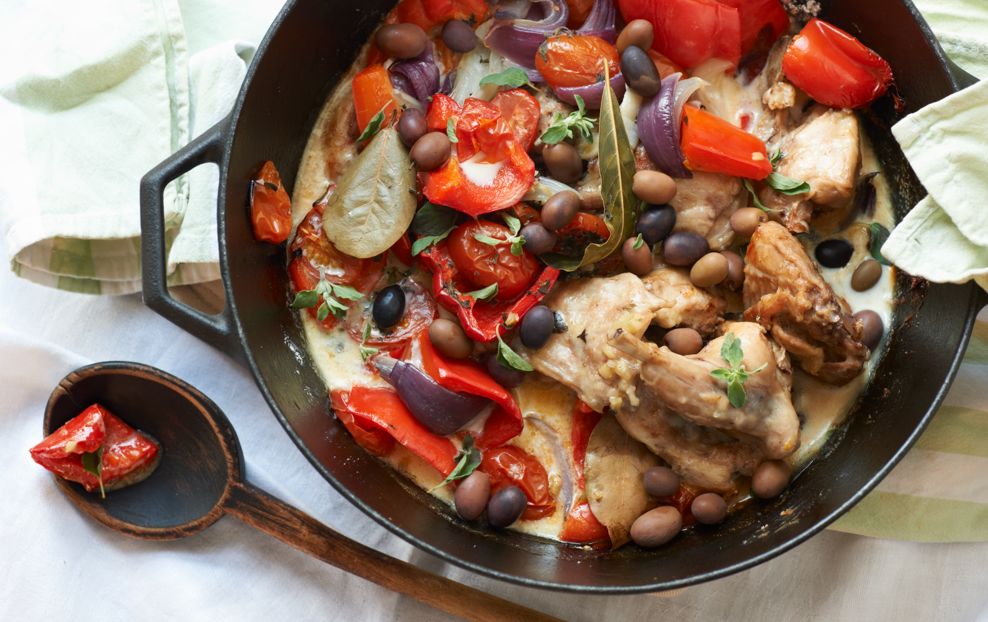 Kaninragout med tomat og peberfrugt 