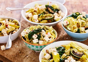Pasta med spenat och vitost