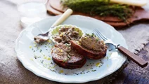 Viltfärslimpa med champinjonkräm