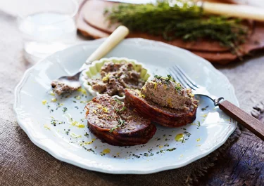 Viltfärslimpa med champinjonkräm