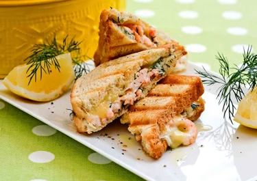 Räktoast med majonnäs