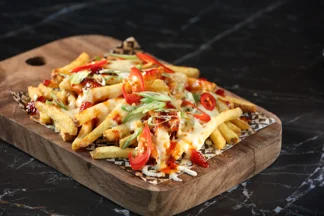 Dirty Fries With Chilli Jam & Arla® Pro Mozzarella