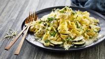 Fettuccine med squash, citron og fløde